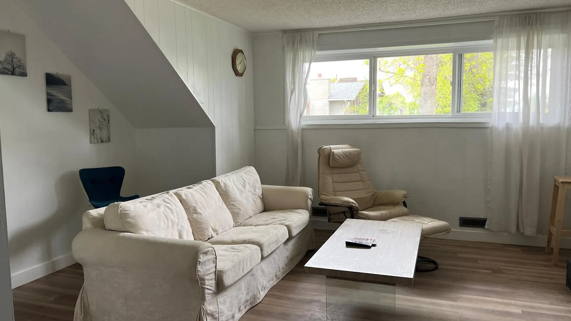בית נופש YYC Charming Single House Lower Level קנדה
